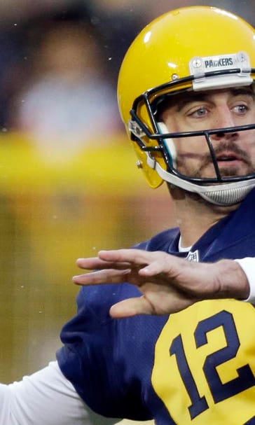 PHOTO: Packers show off new throwbacks for Week 6 vs. Chargers